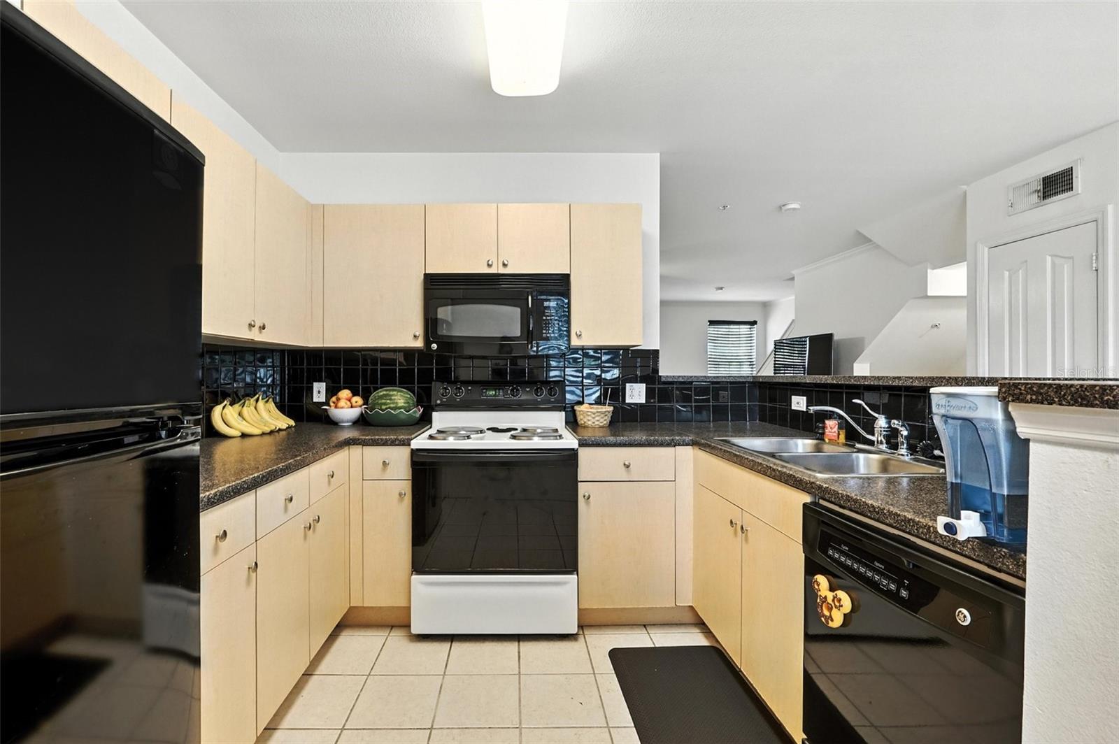 Image 12 of 35 For 742 Centervale Drive 742