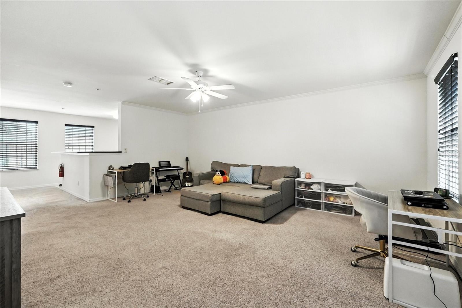 Image 8 of 35 For 742 Centervale Drive 742