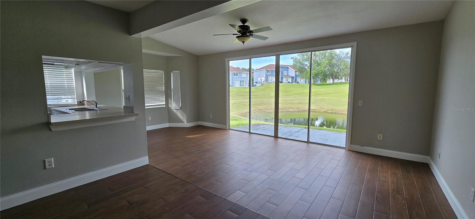 Image 5 of 20 For 372 Caribbean Drive