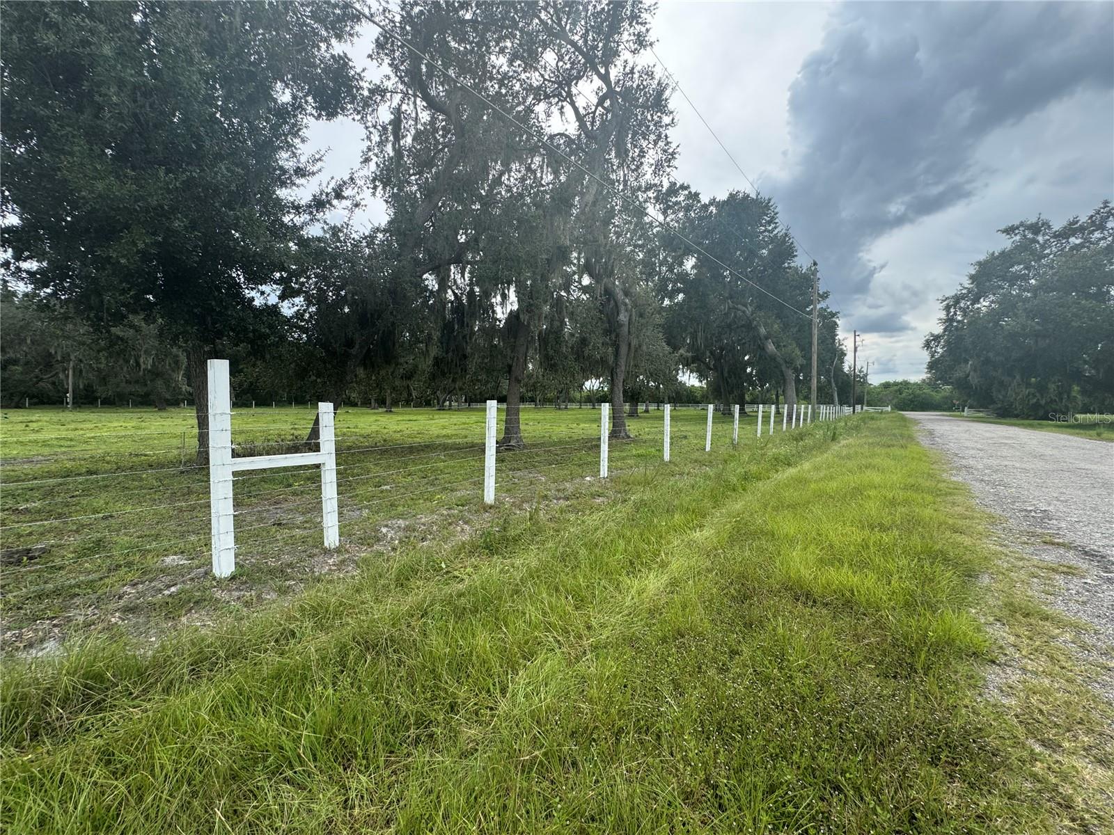 Image 5 of 10 For Simmons Road