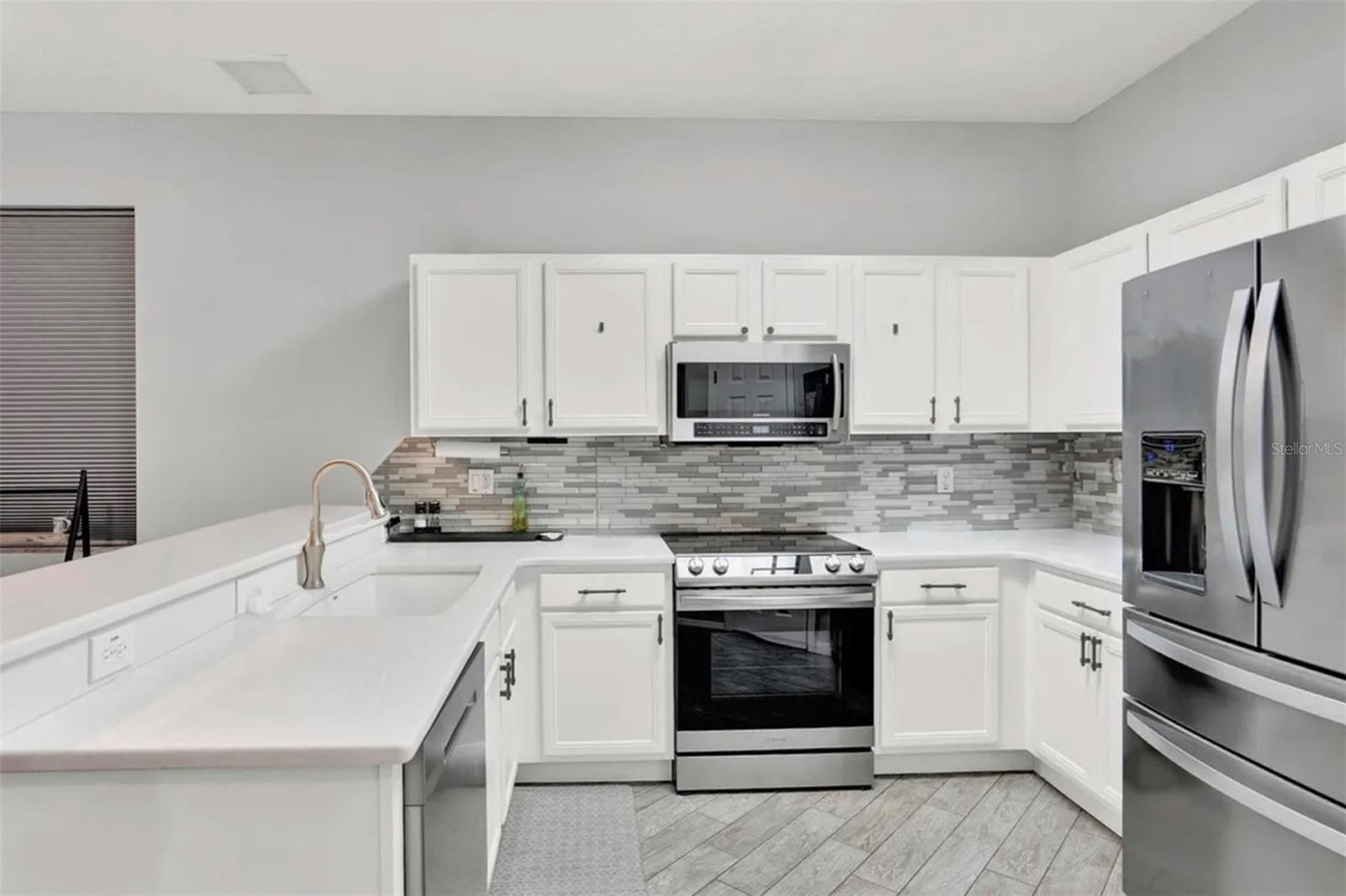 Image 12 of 28 For 540 Pineloch Drive