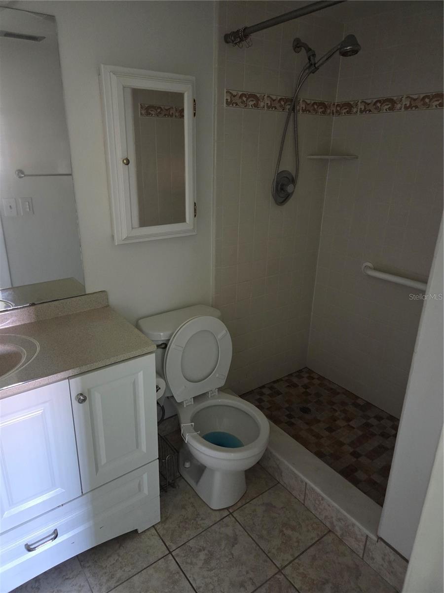 Image 11 of 20 For 4726 Avon Court 4726