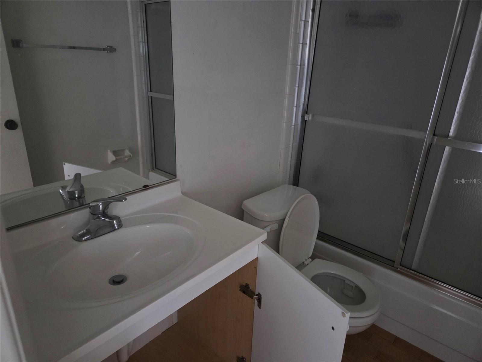 Image 16 of 20 For 4726 Avon Court 4726