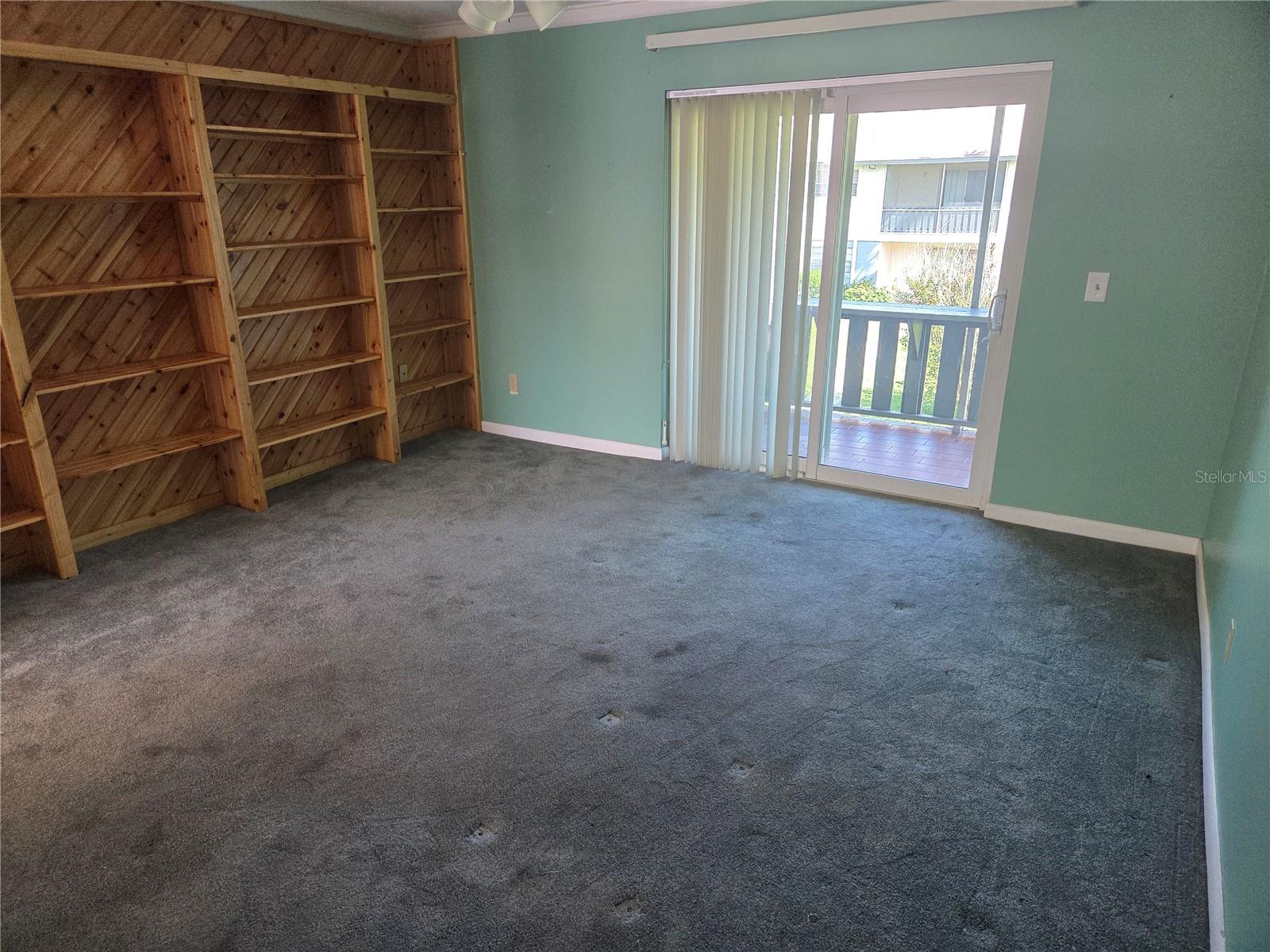 Image 18 of 20 For 4726 Avon Court 4726