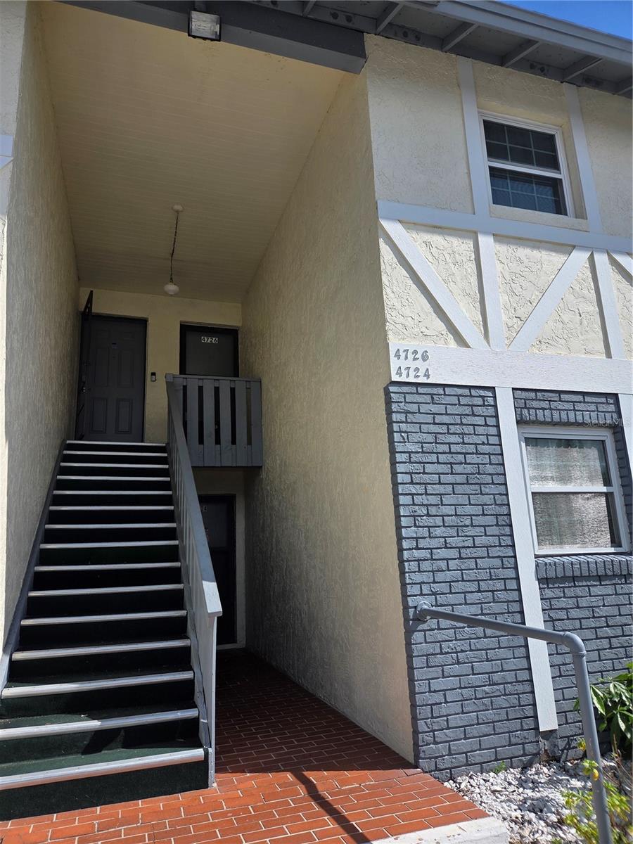 Image 2 of 20 For 4726 Avon Court 4726