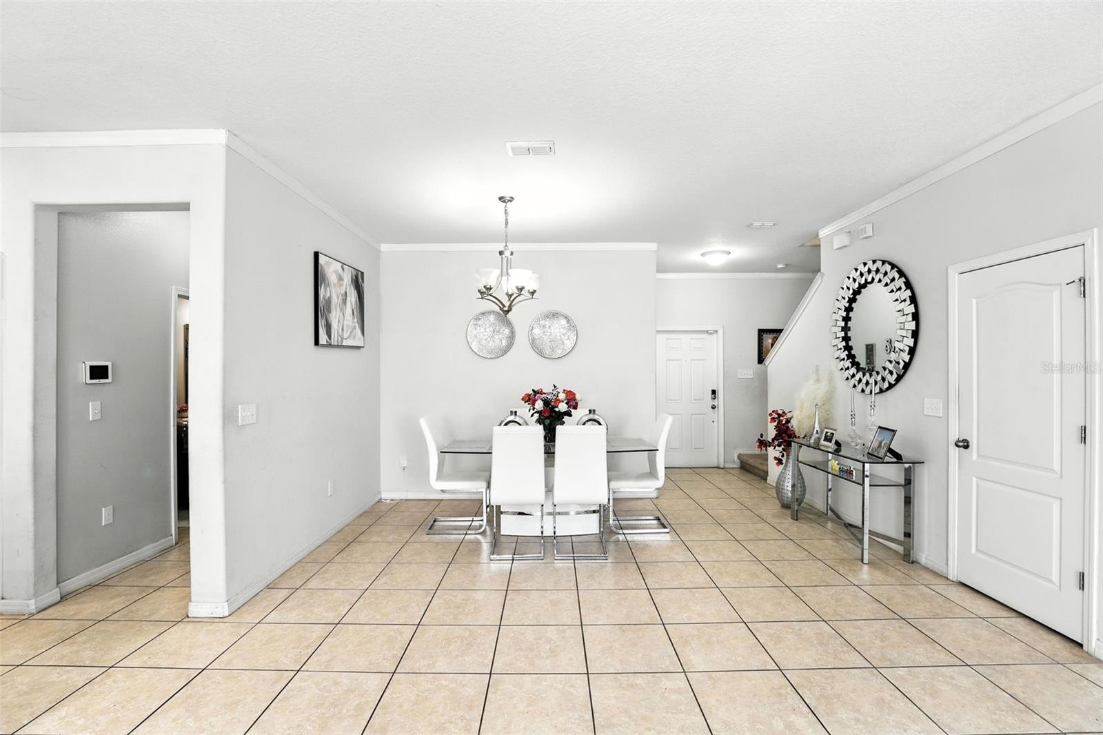 Image 6 of 34 For 3009 Salford Street