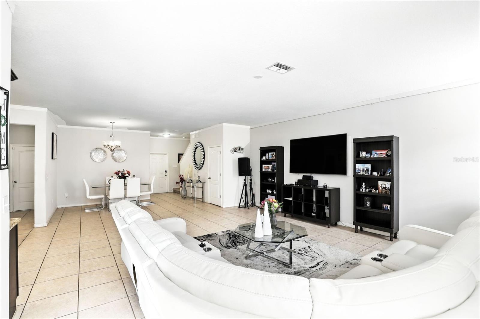Image 9 of 34 For 3009 Salford Street
