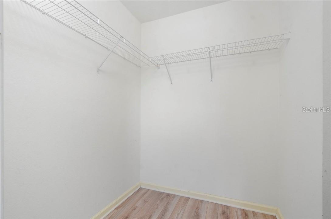 Image 10 of 21 For 3960 Southpointe Drive 515