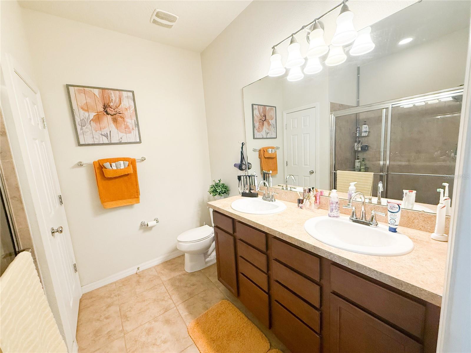 Image 12 of 26 For 8859 Hinsdale Heights Dr Drive