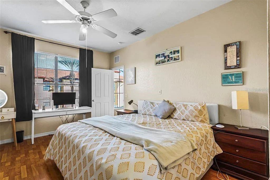 Image 10 of 18 For 6105 Metrowest Boulevard 103