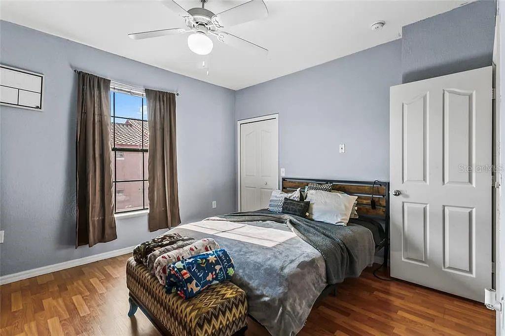 Image 6 of 18 For 6105 Metrowest Boulevard 103