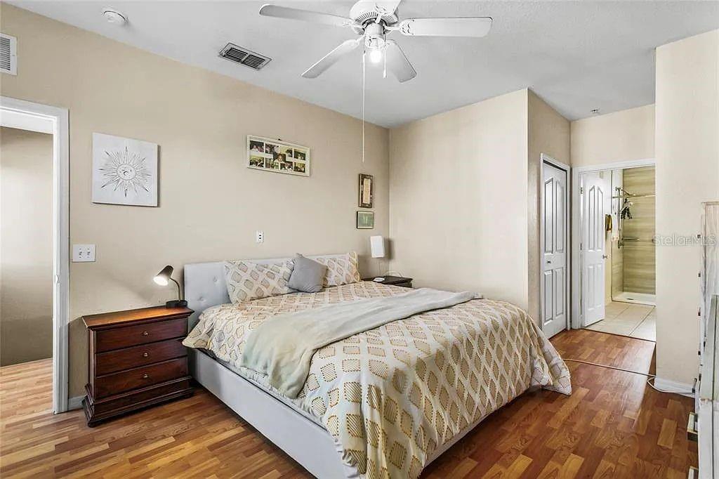 Image 9 of 18 For 6105 Metrowest Boulevard 103