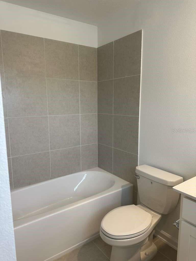 Image 32 of 37 For 1897 Fulfillment Drive