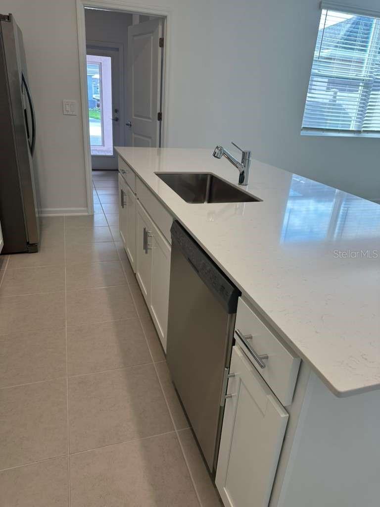 Image 4 of 37 For 1897 Fulfillment Drive