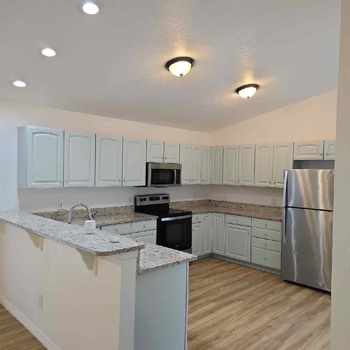 Image 10 of 23 For 1025 Lake Hamilton Drive
