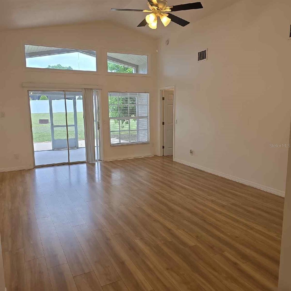 Image 6 of 23 For 1025 Lake Hamilton Drive