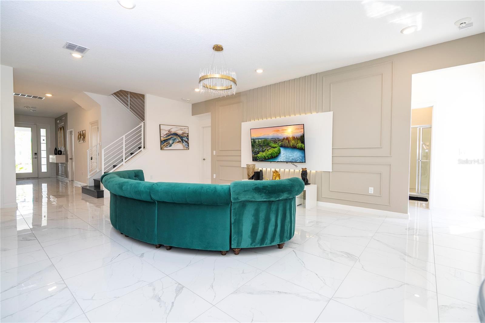 Image 19 of 76 For 2512 Shanti Drive
