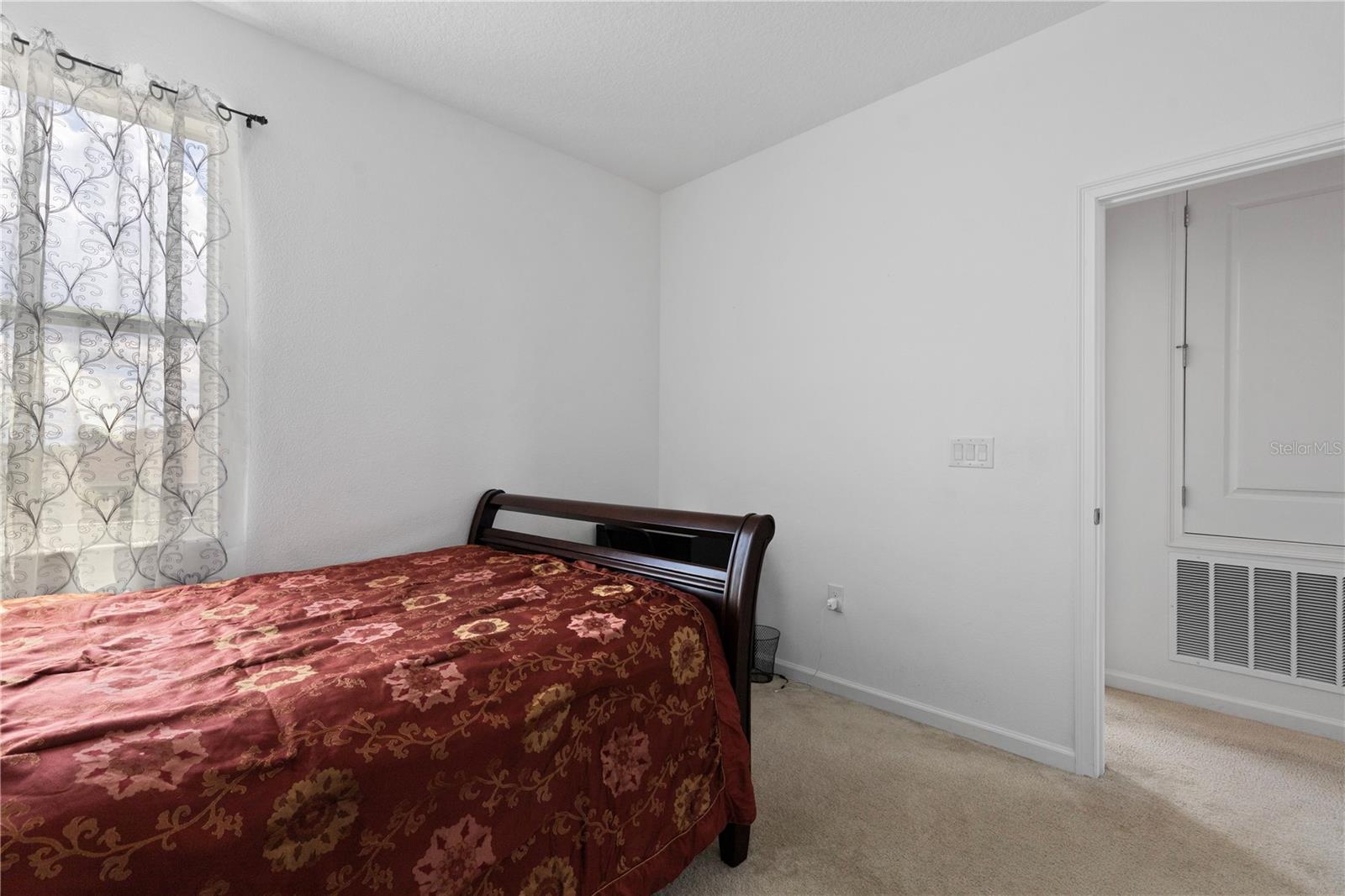 Image 32 of 57 For 240 Trinity Ridge Circle