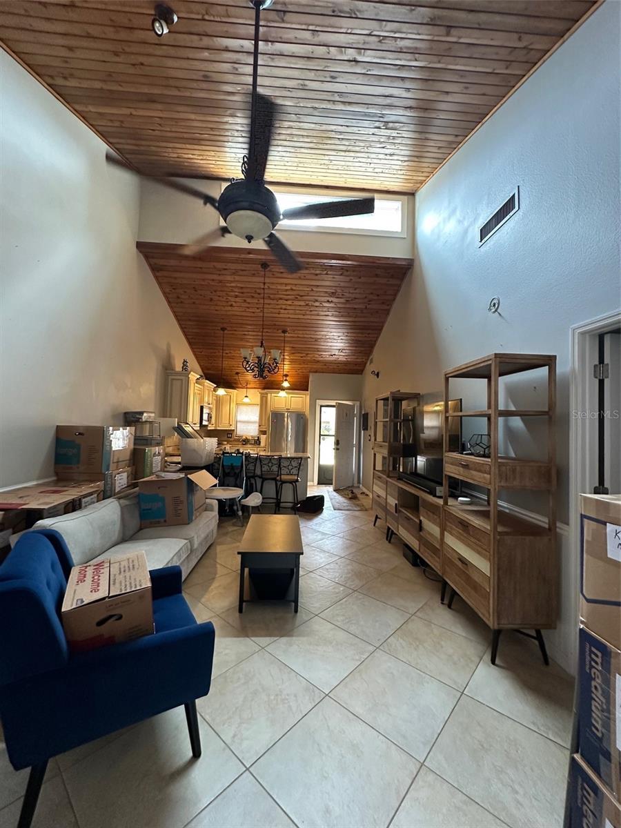Image 11 of 23 For 48 Aspen Drive 48