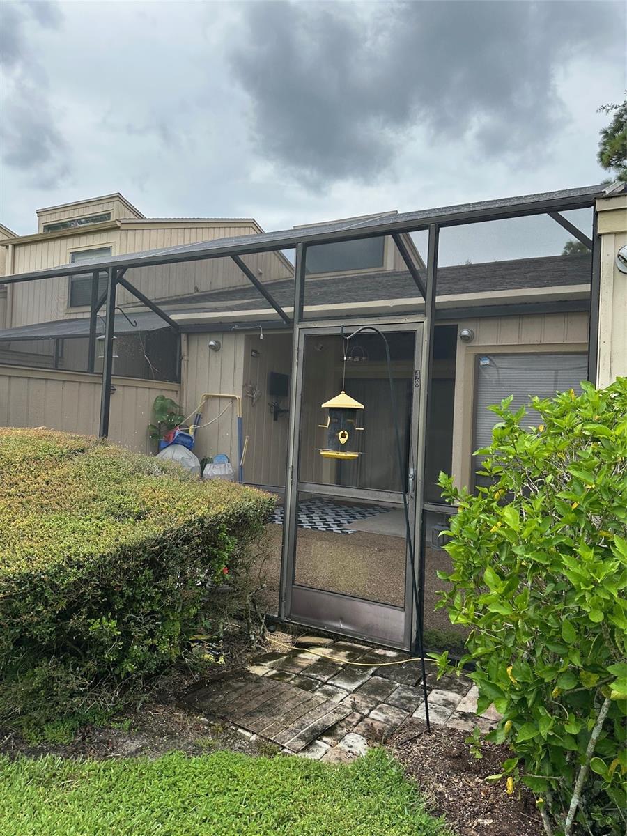 Image 33 of 79 For 48 Aspen Drive 48