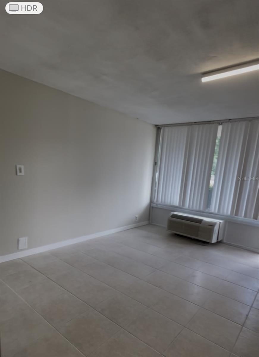 Image 3 of 6 For 7900 Orange Blossom Trail  1045