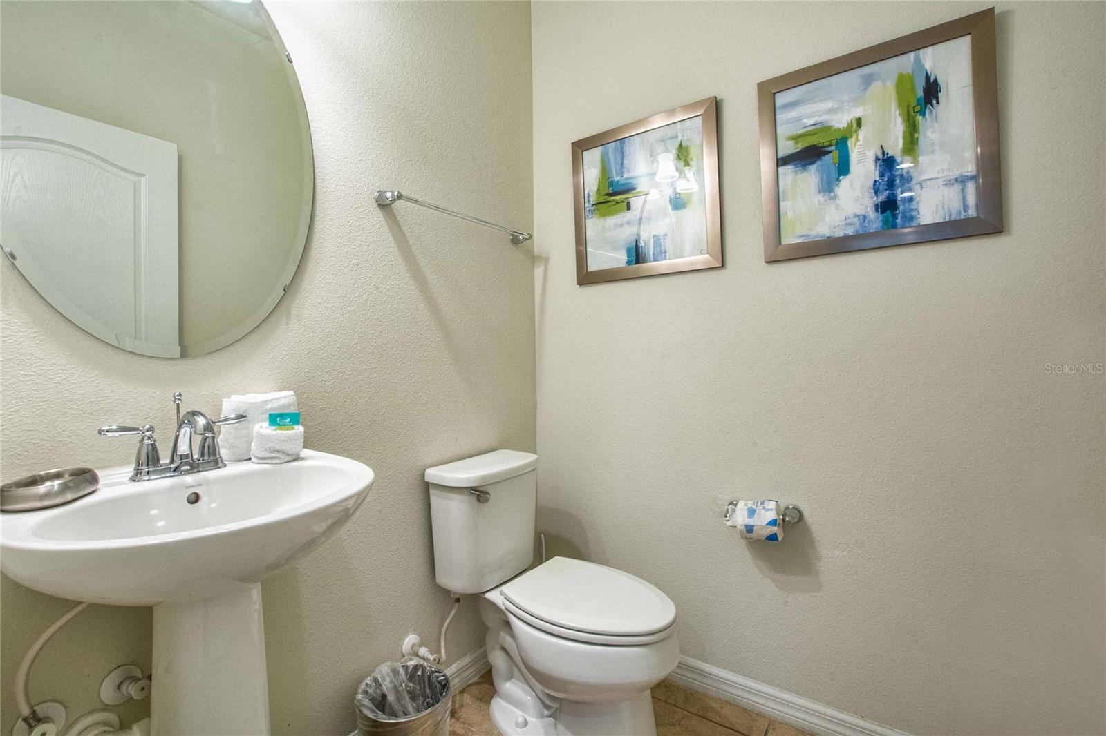 Image 17 of 71 For 9021 Rhodes Street