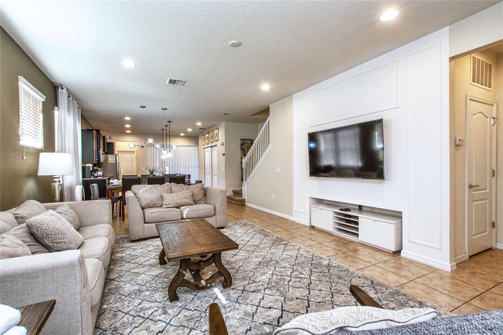 Image 3 of 71 For 9021 Rhodes Street