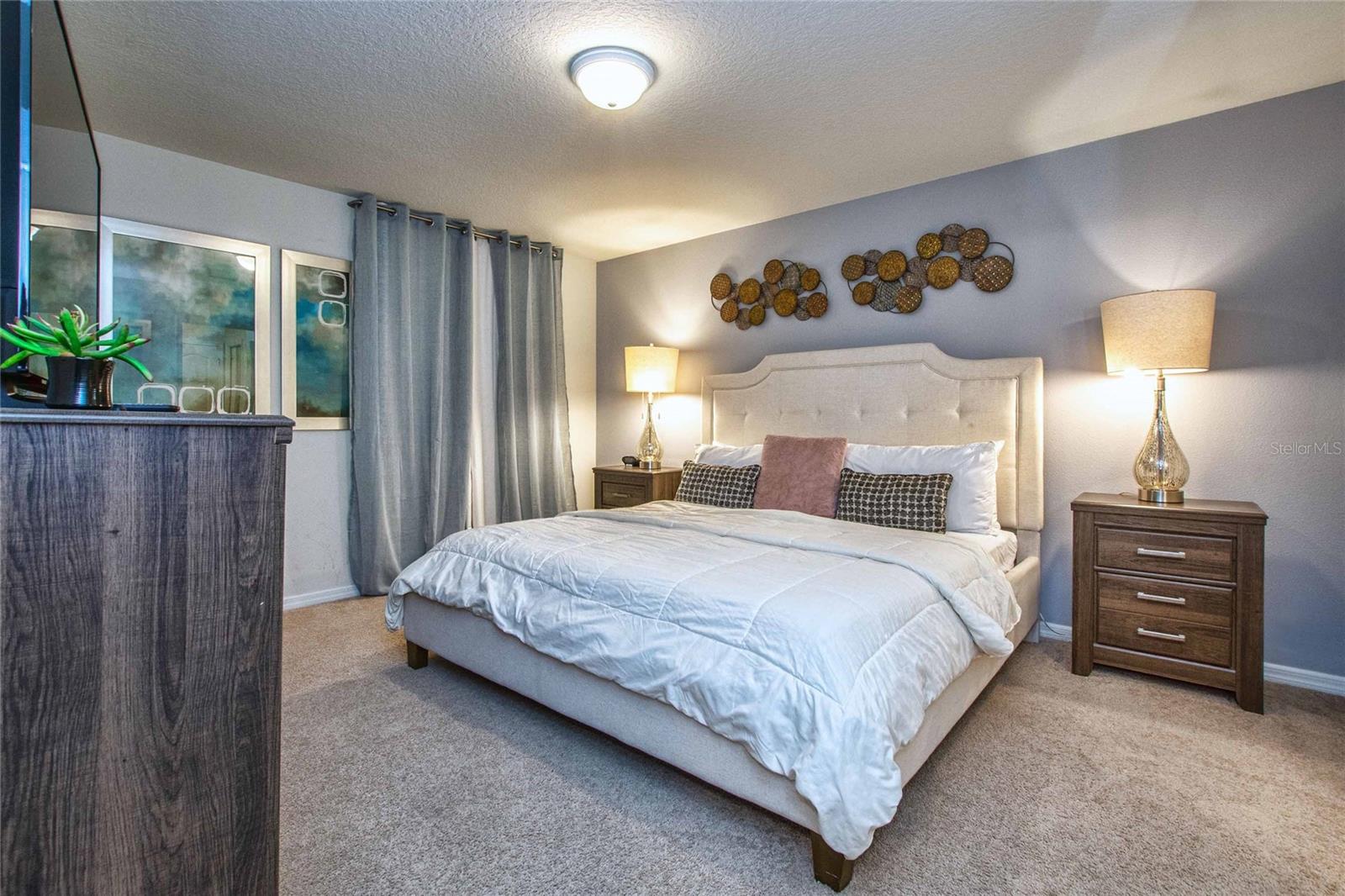 Image 32 of 71 For 9021 Rhodes Street