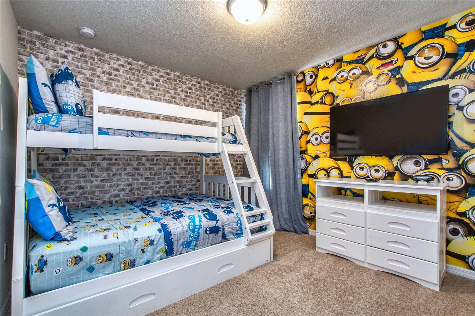 Image 35 of 71 For 9021 Rhodes Street