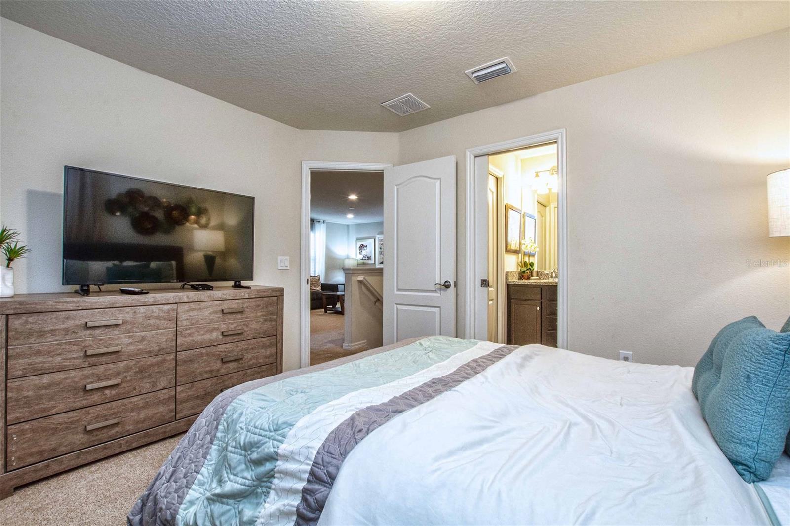 Image 39 of 71 For 9021 Rhodes Street