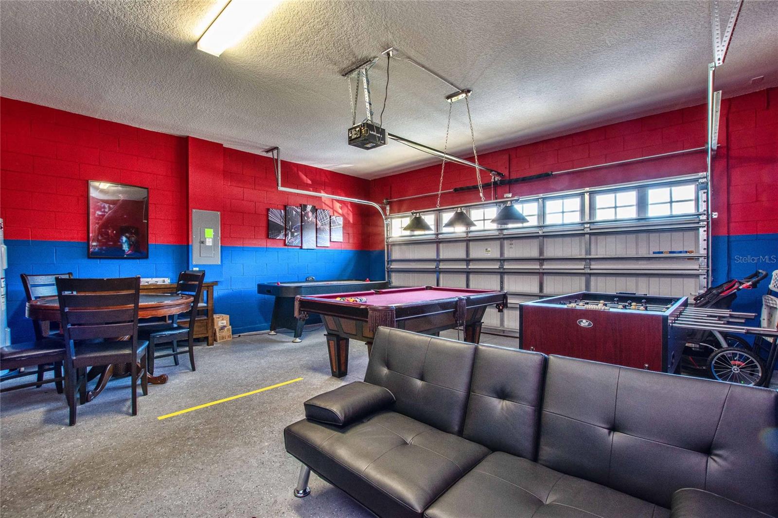 Image 7 of 71 For 9021 Rhodes Street