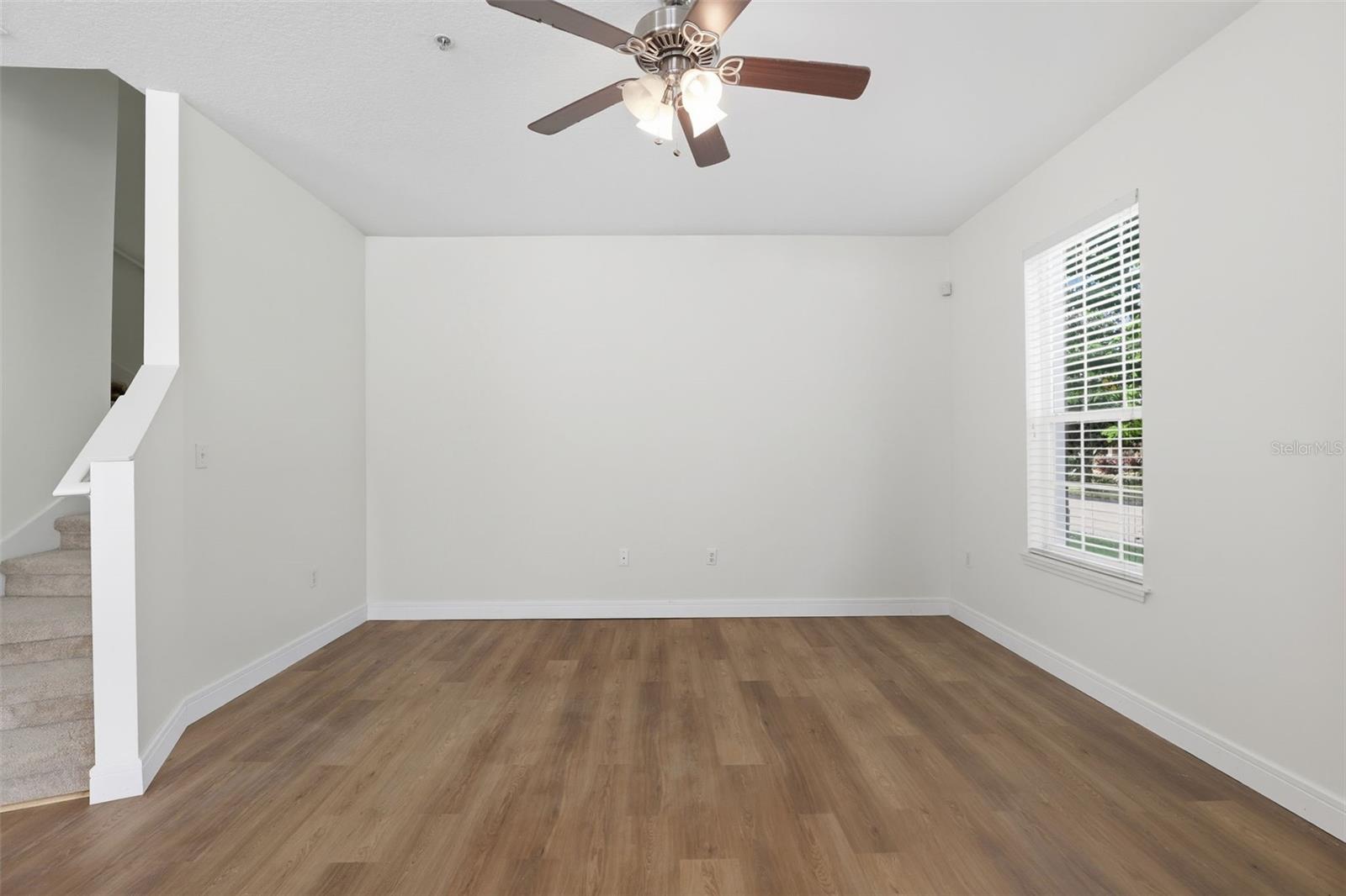 Image 8 of 35 For 7127 Red Lantern Drive 7127