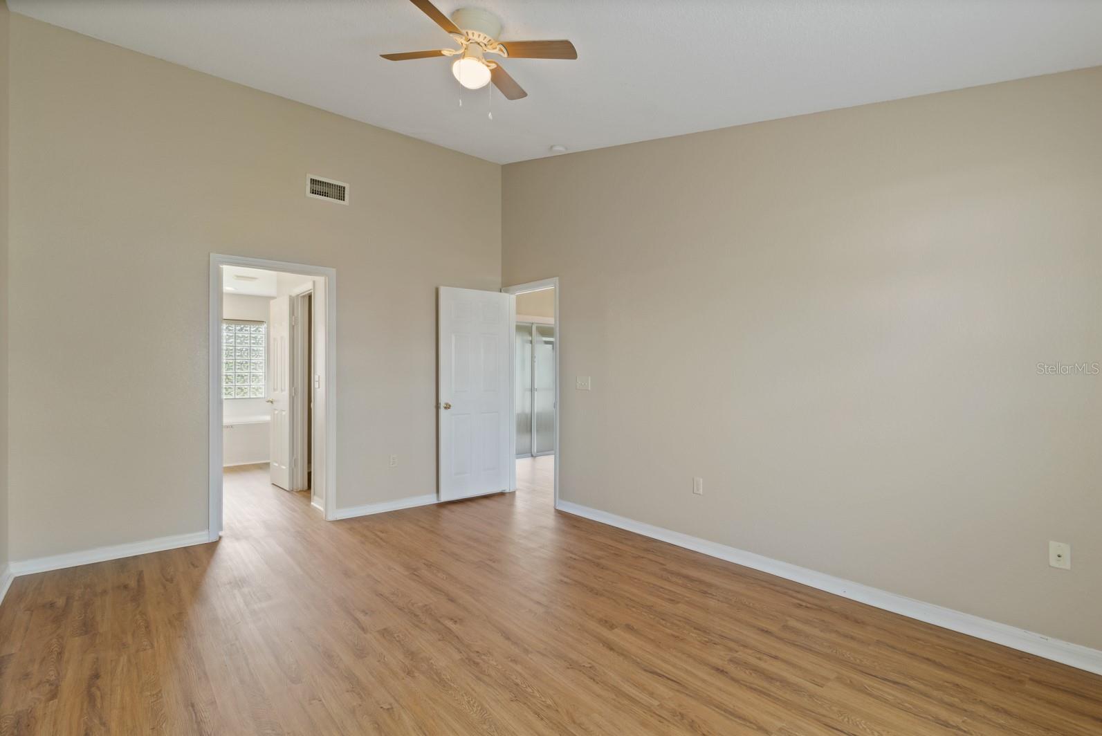 Image 11 of 35 For 723 Hawk Lane