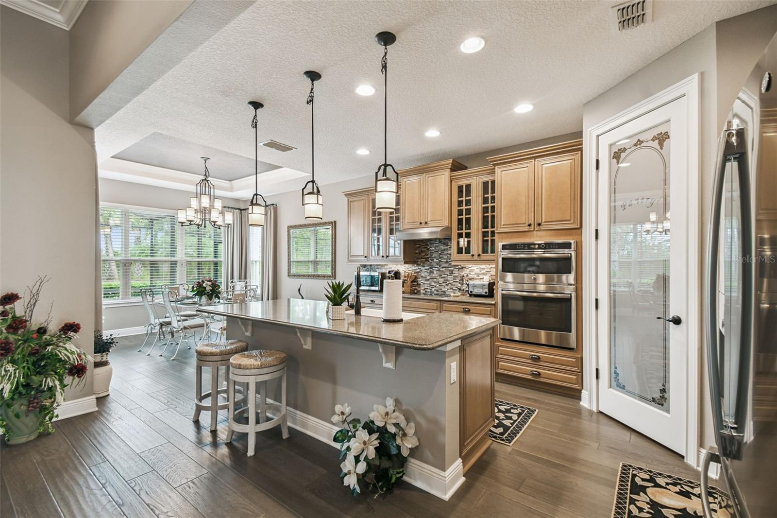 Image 10 of 65 For 519 Tapatio Lane