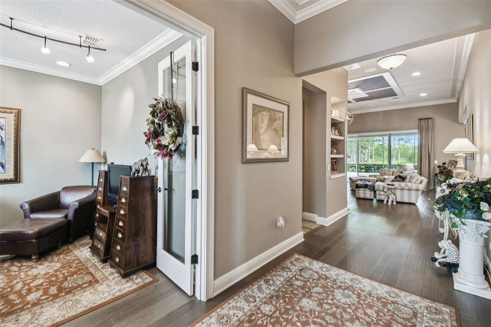 Image 29 of 65 For 519 Tapatio Lane