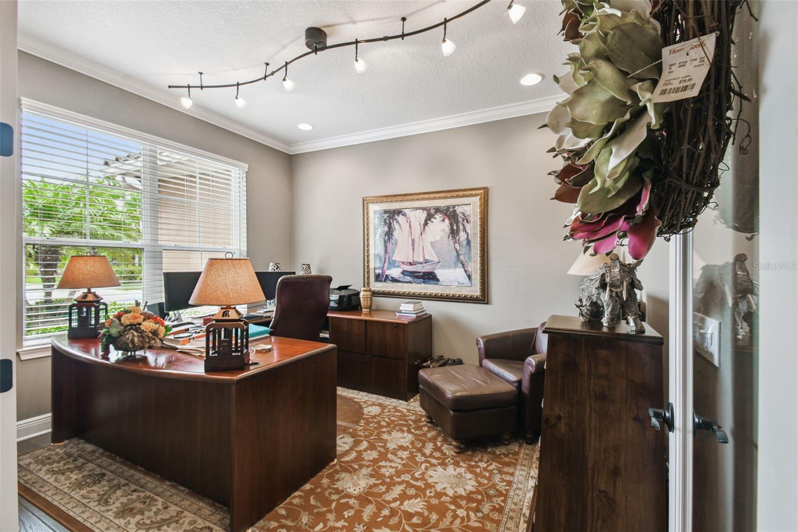 Image 31 of 65 For 519 Tapatio Lane