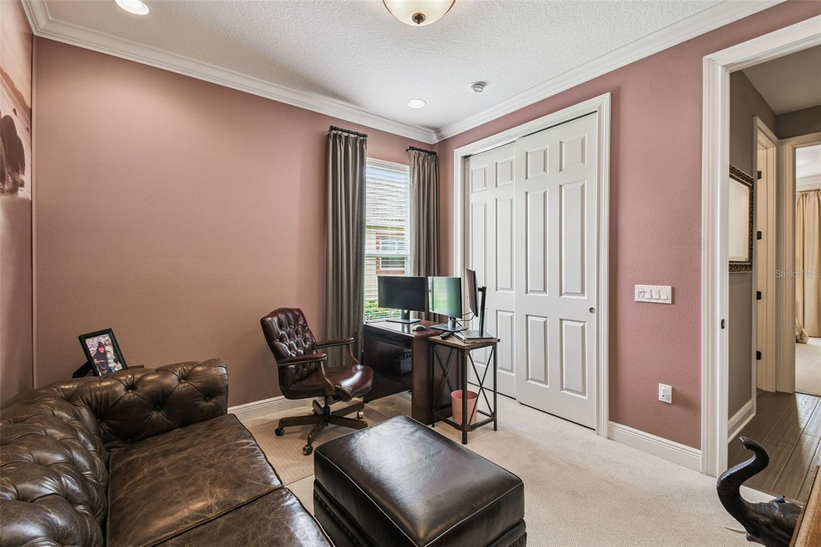 Image 34 of 65 For 519 Tapatio Lane