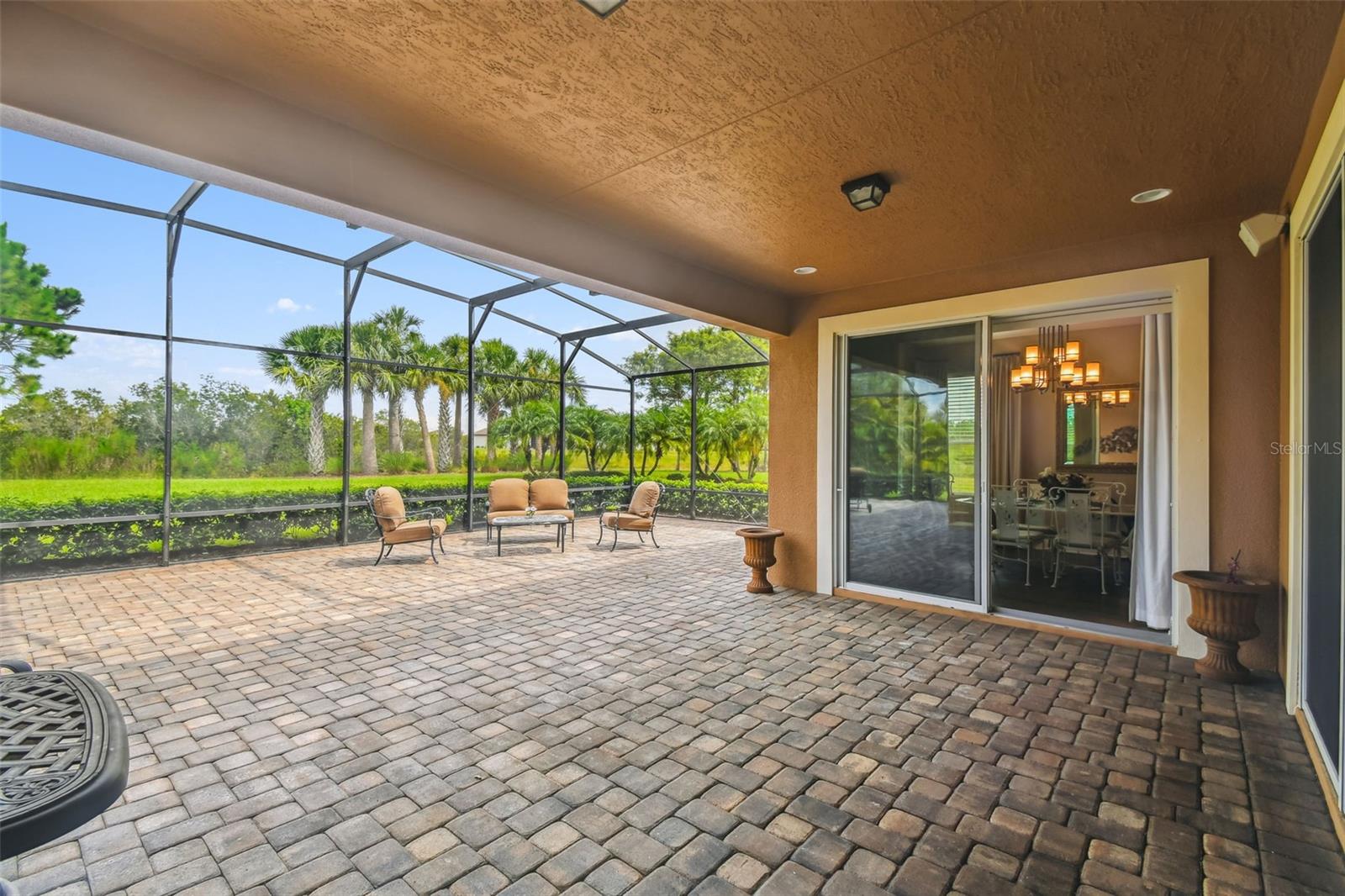 Image 42 of 65 For 519 Tapatio Lane