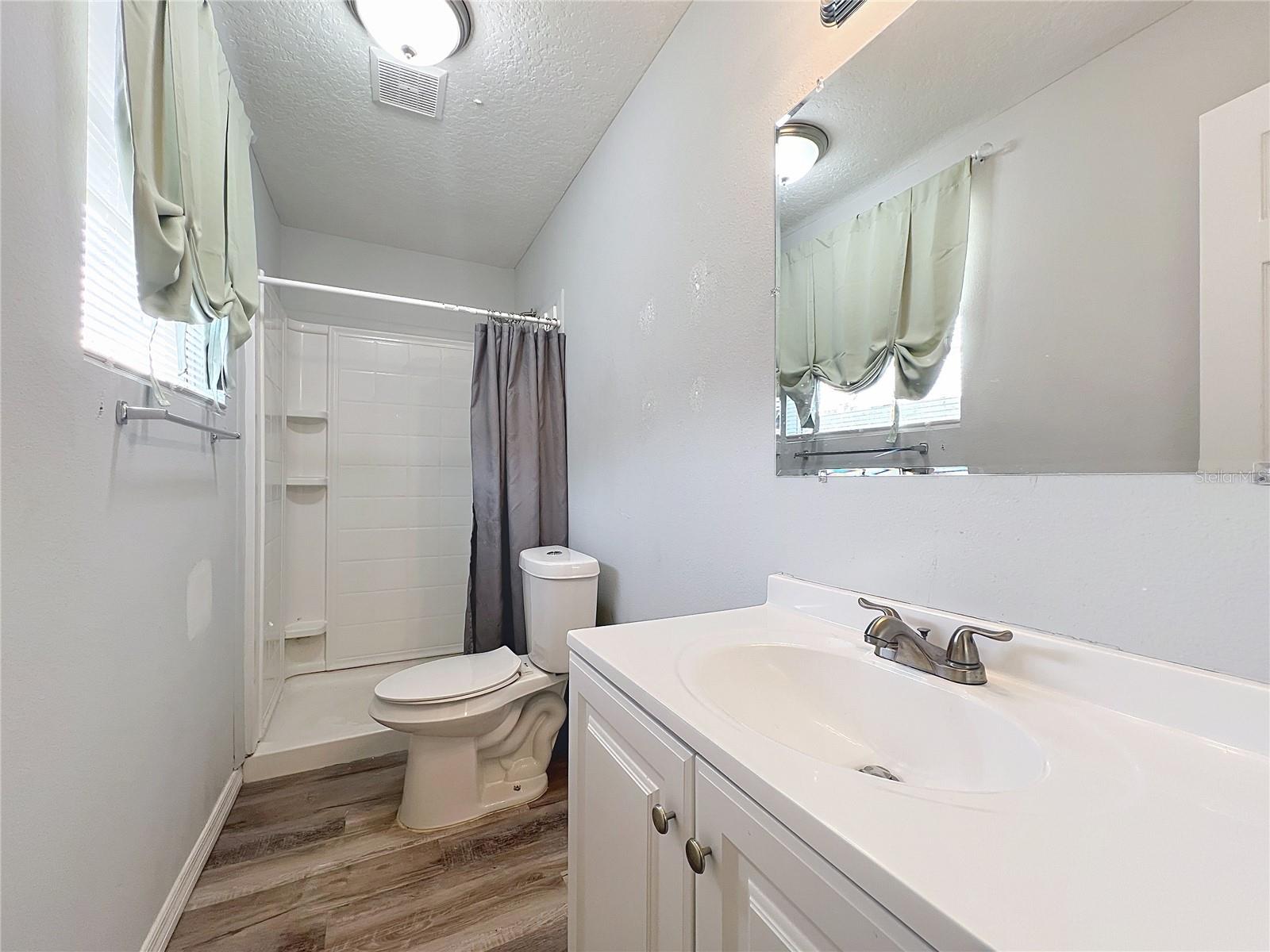 Image 12 of 20 For 1109 5th Street Sw