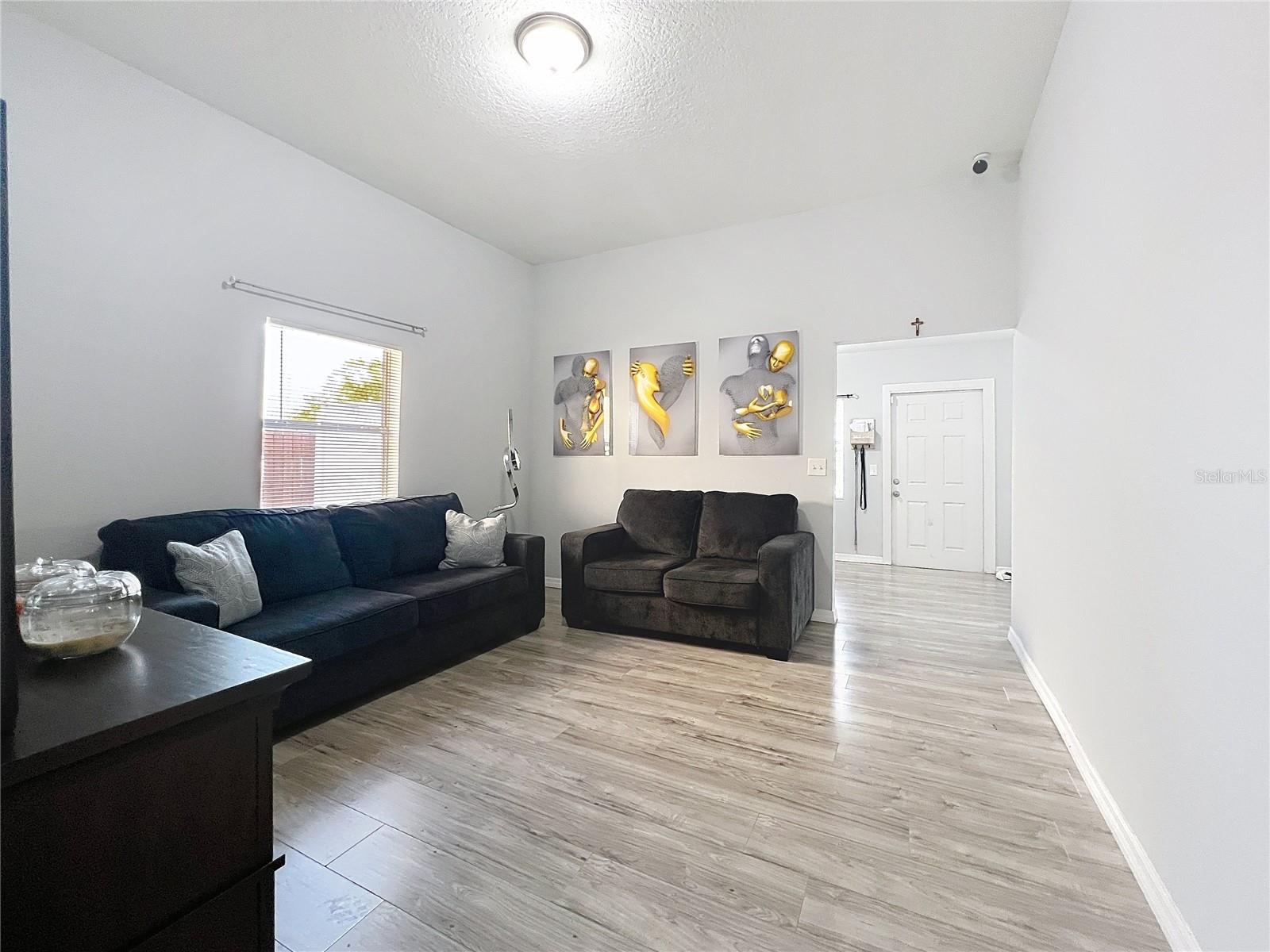 Image 6 of 20 For 1109 5th Street Sw