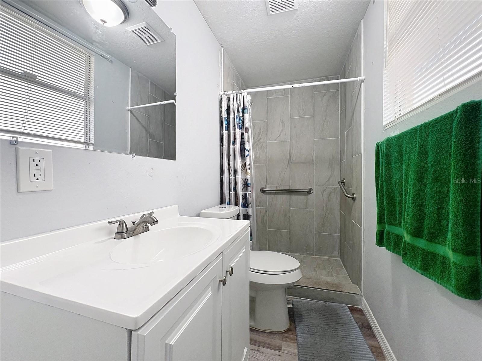 Image 8 of 20 For 1109 5th Street Sw