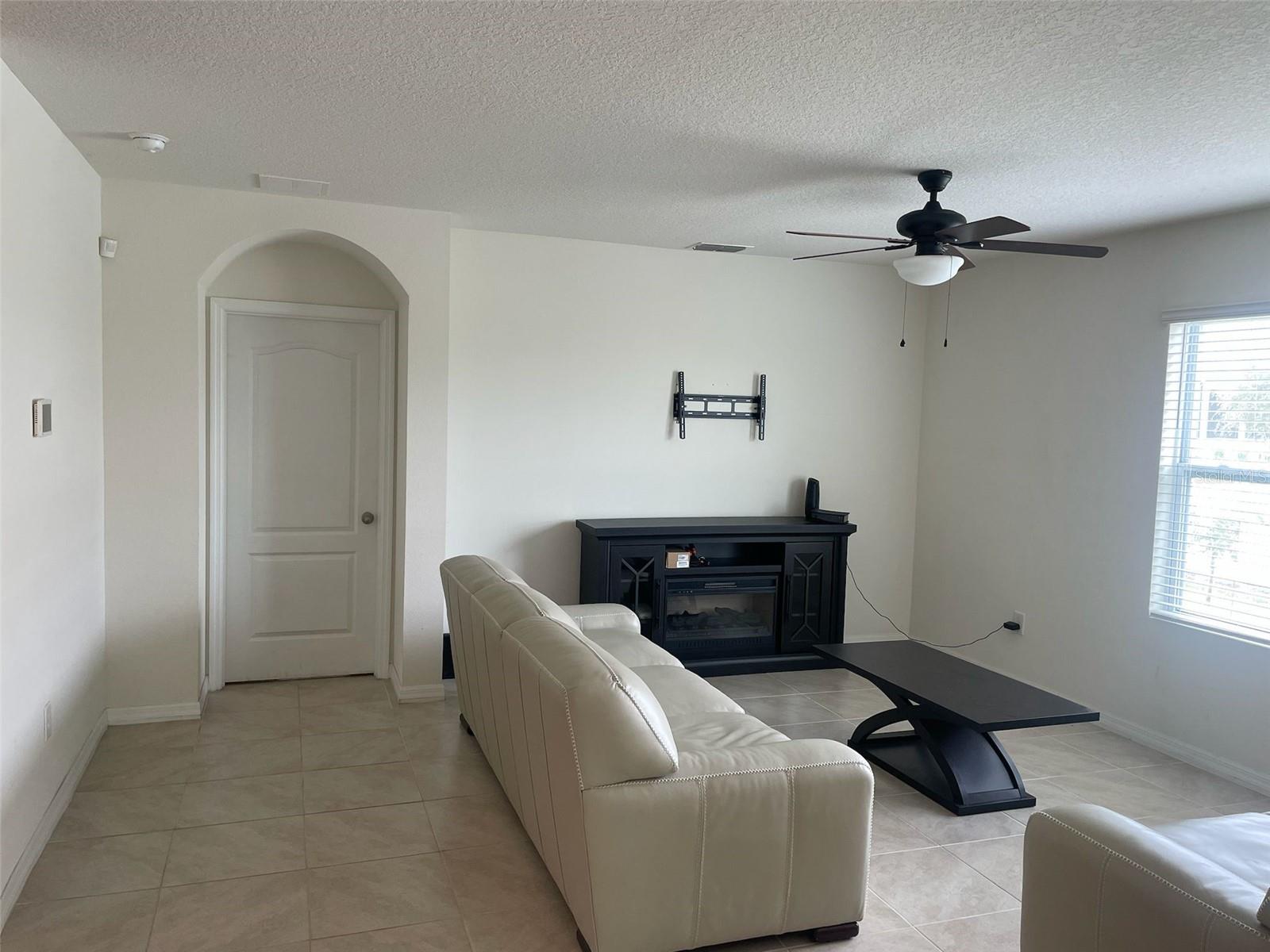 Image 11 of 24 For 2352 White Poppy Drive
