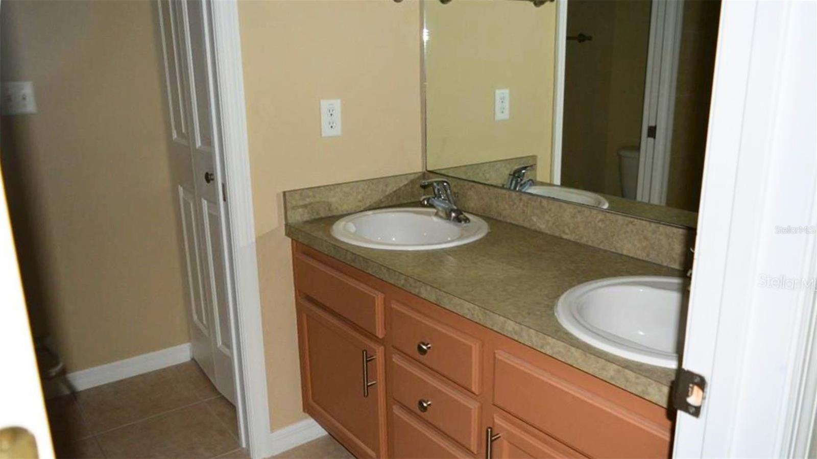 Image 5 of 6 For 703 Bobcat Court