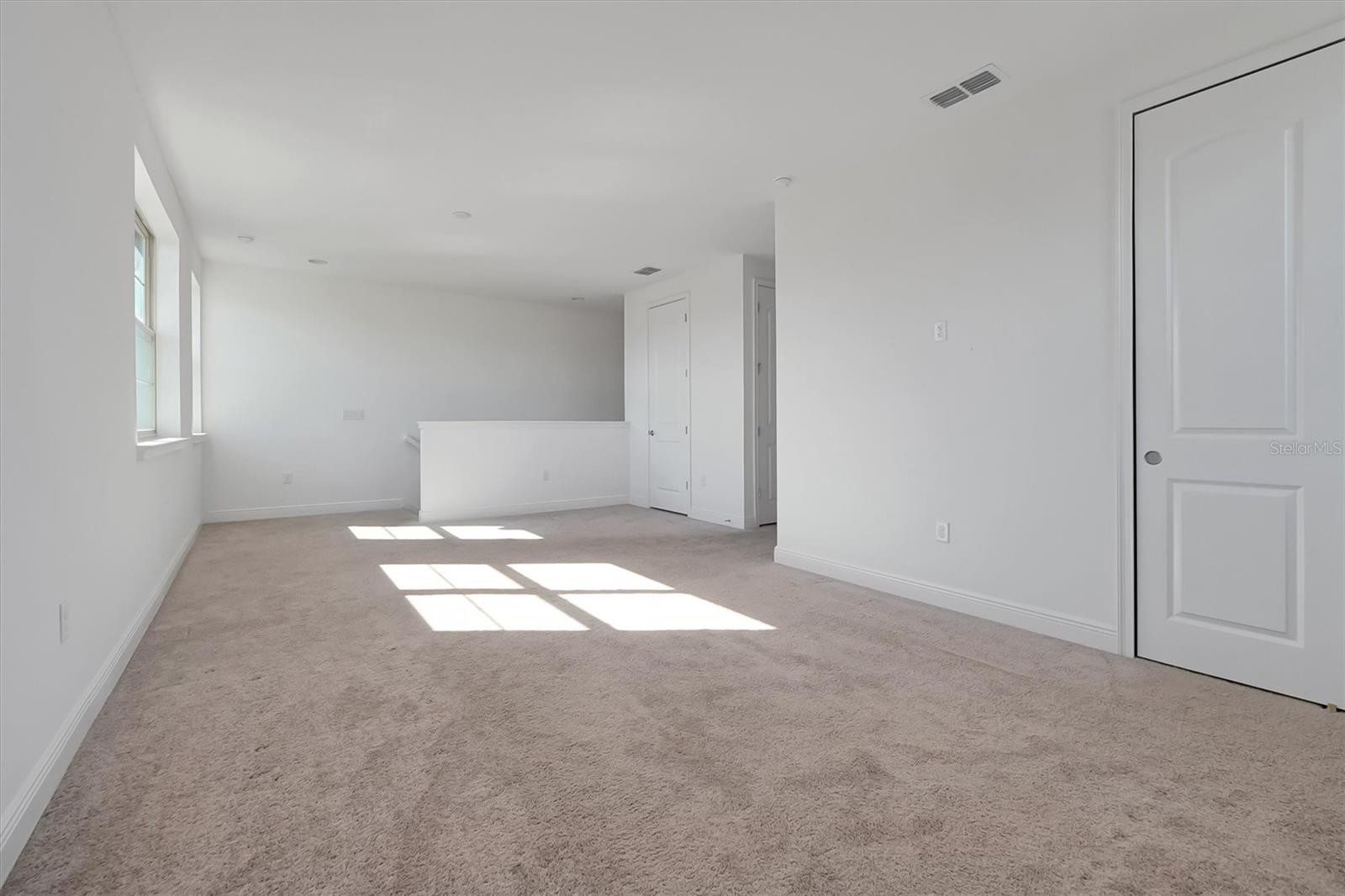 Image 27 of 59 For 5200 Myrtleleaf Court