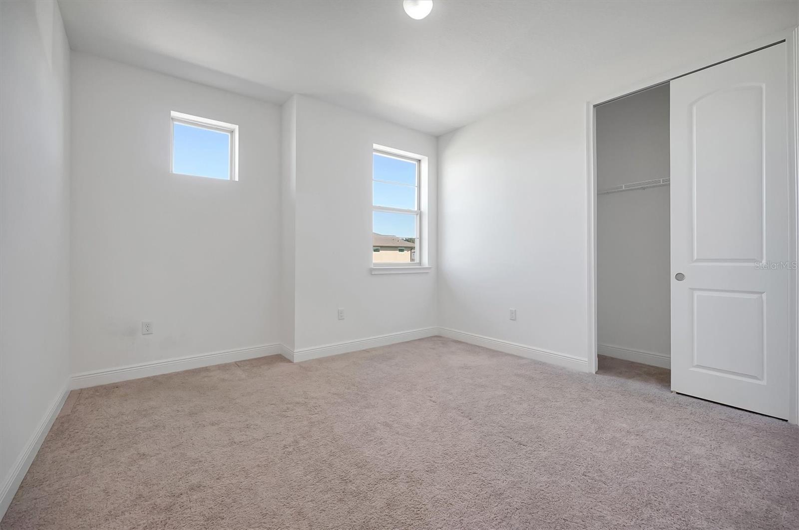 Image 28 of 59 For 5200 Myrtleleaf Court