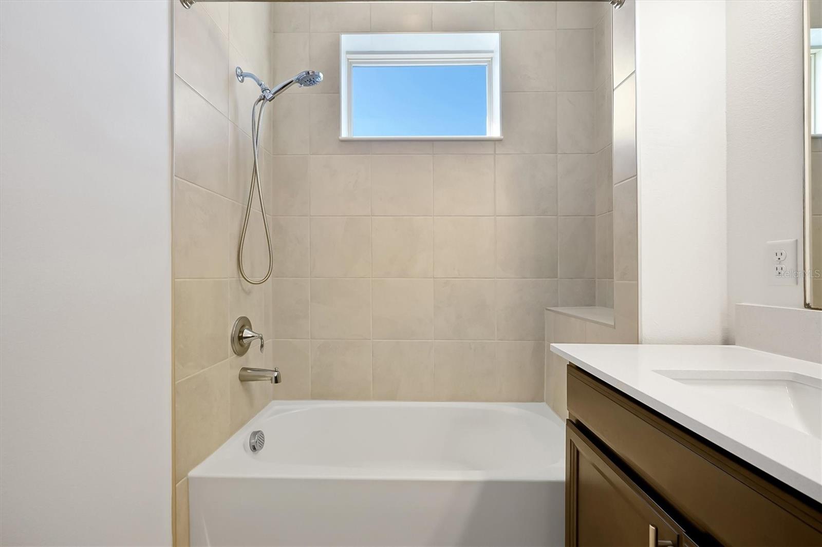 Image 31 of 59 For 5200 Myrtleleaf Court