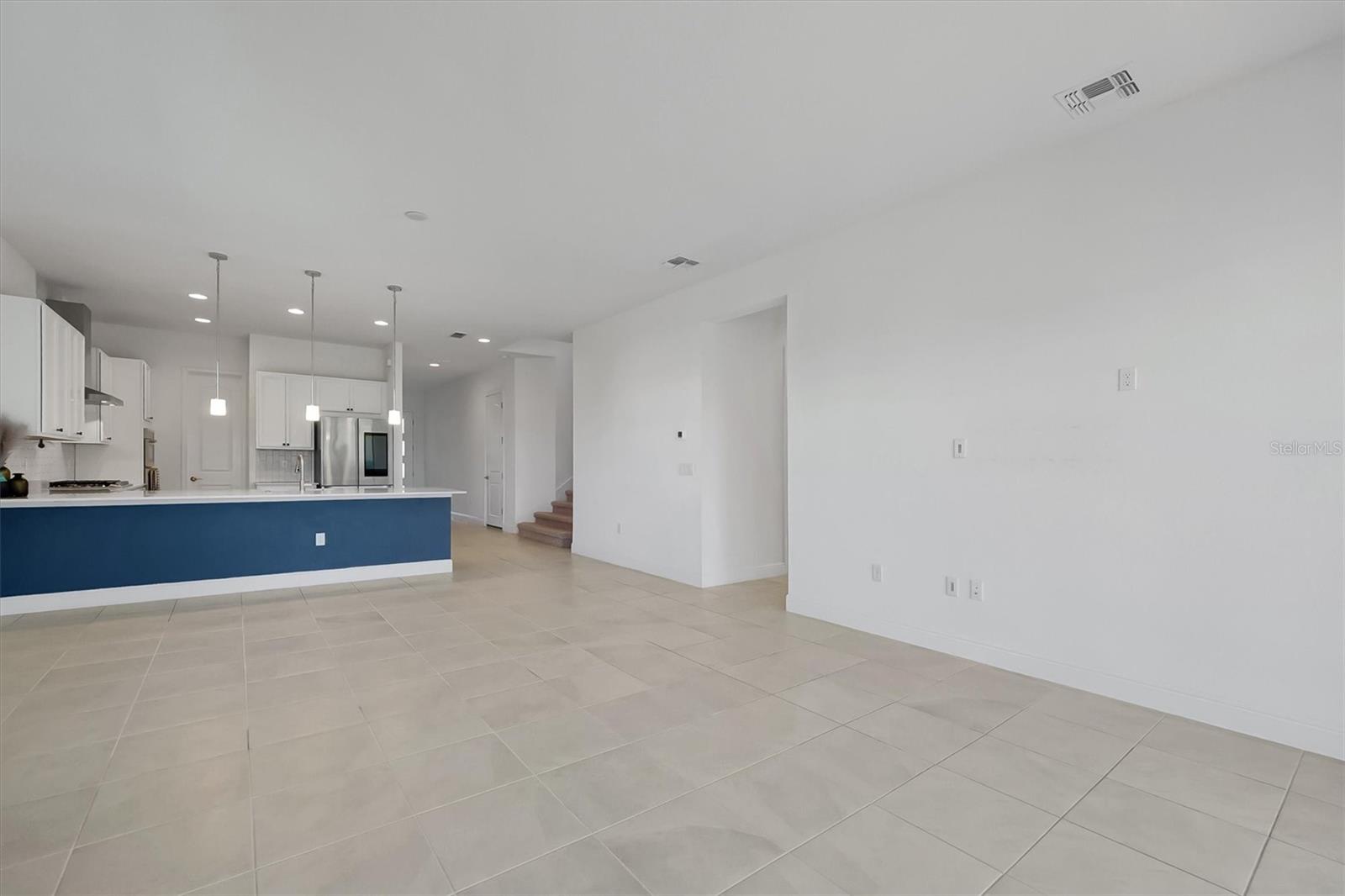 Image 9 of 59 For 5200 Myrtleleaf Court