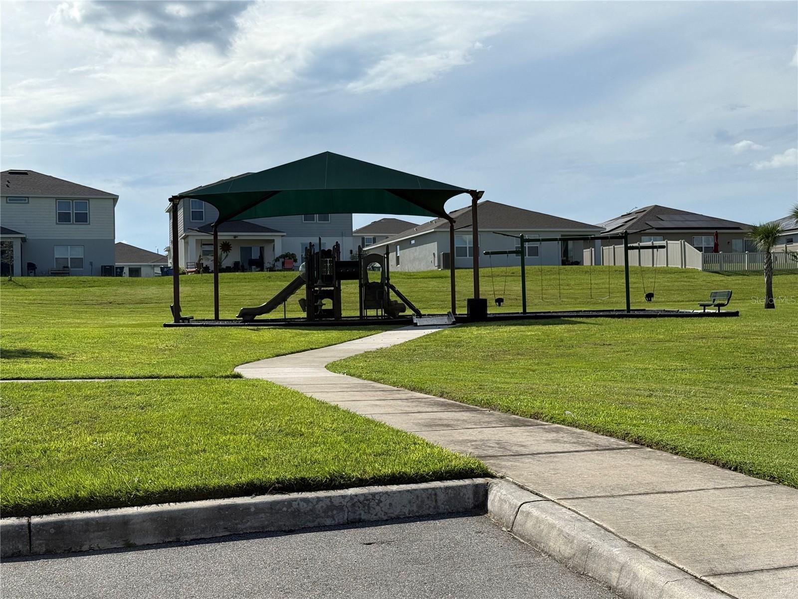 Image 23 of 23 For 1092 Sugarwood St