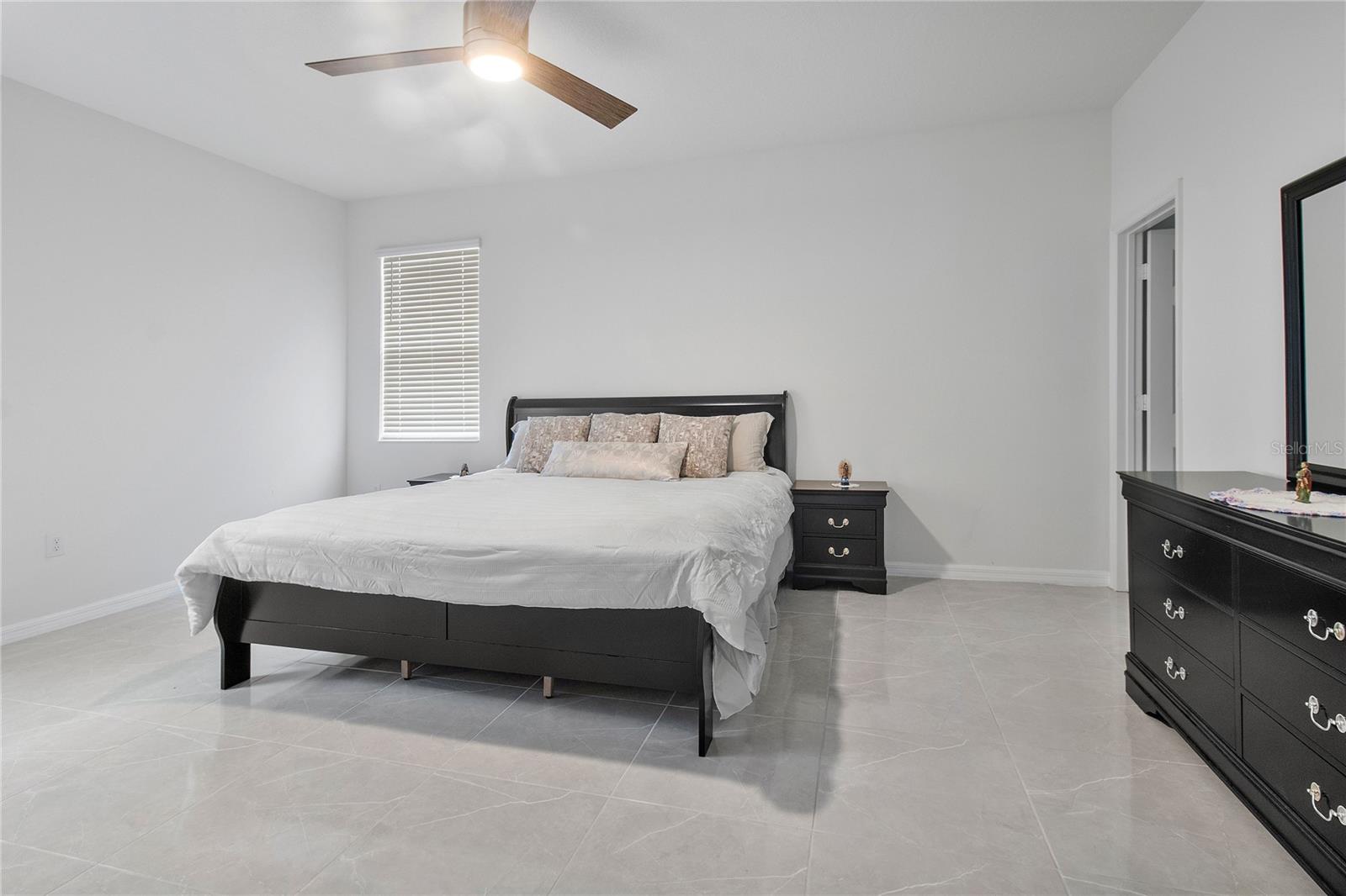 Image 10 of 21 For 9032 Hooton Way