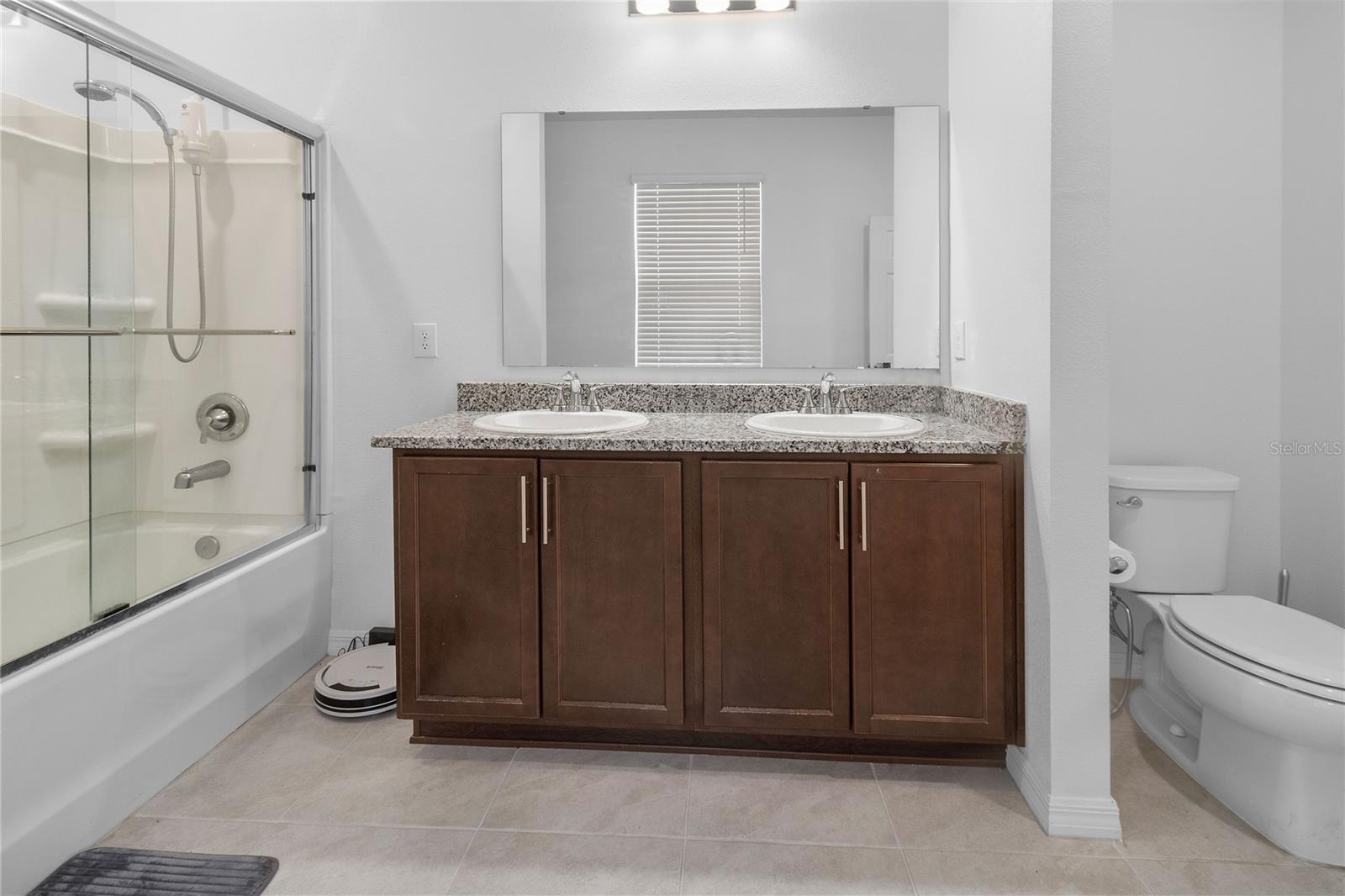 Image 13 of 21 For 9032 Hooton Way